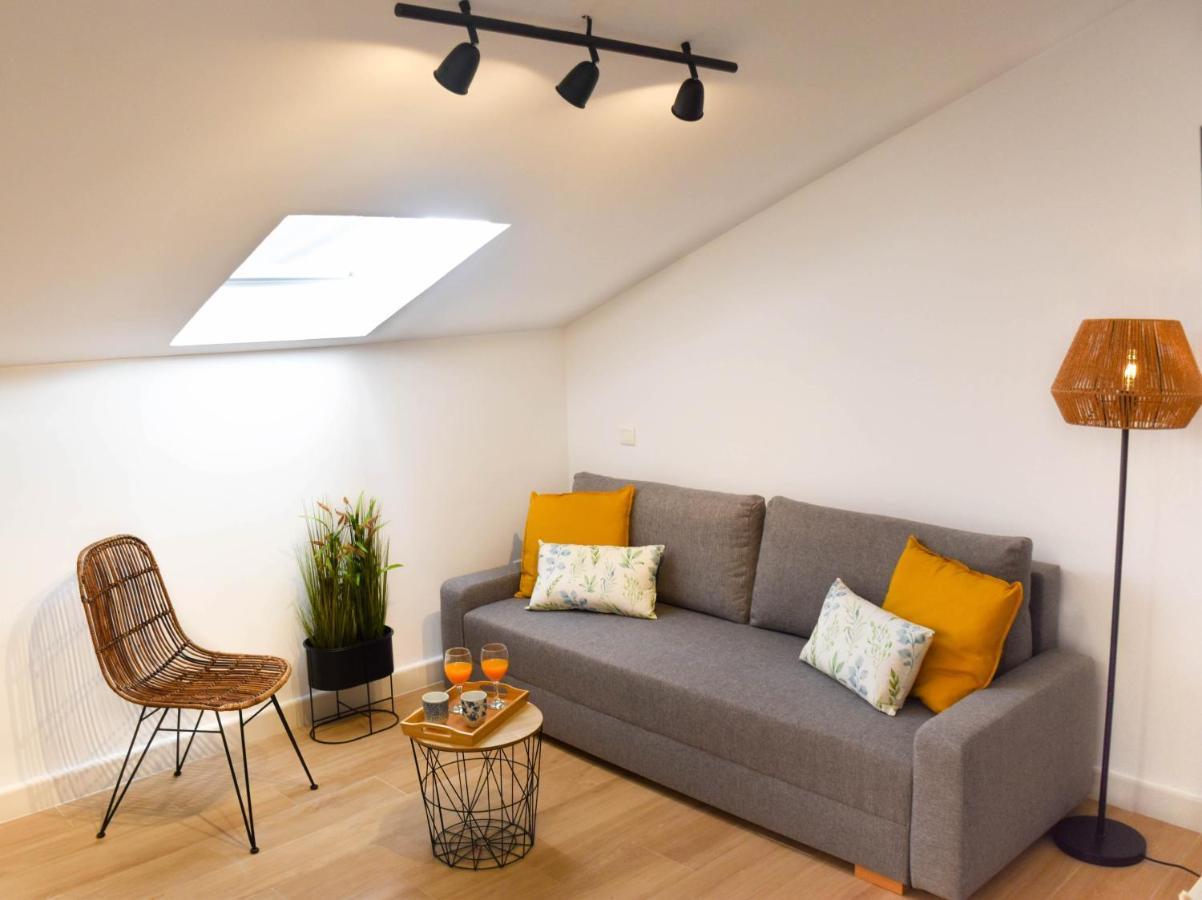 Holidays2malaga Trinidad Renovated 1 Bedroom Penthouse Close To Center Malaga
