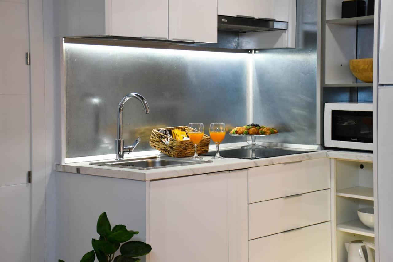 Apartment Holidays2malaga Trinidad Renovated 1 Bedroom Penthouse Close To Center Malaga
