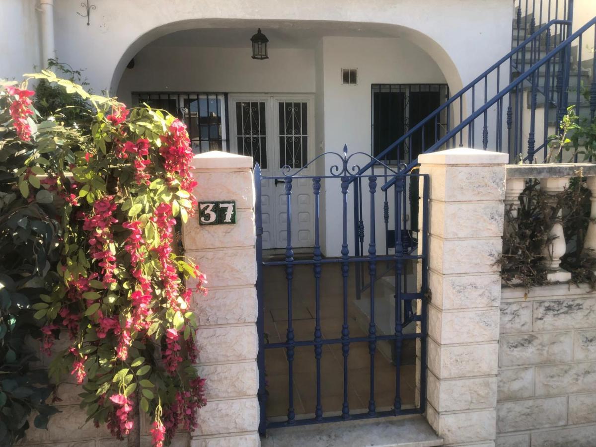 Calle Quitapenas 37 * Malaga