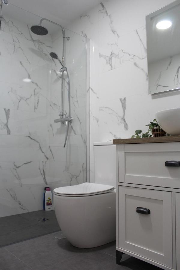 Beautiful Brand New 2 Bedroom Flat With Terrace Appartement