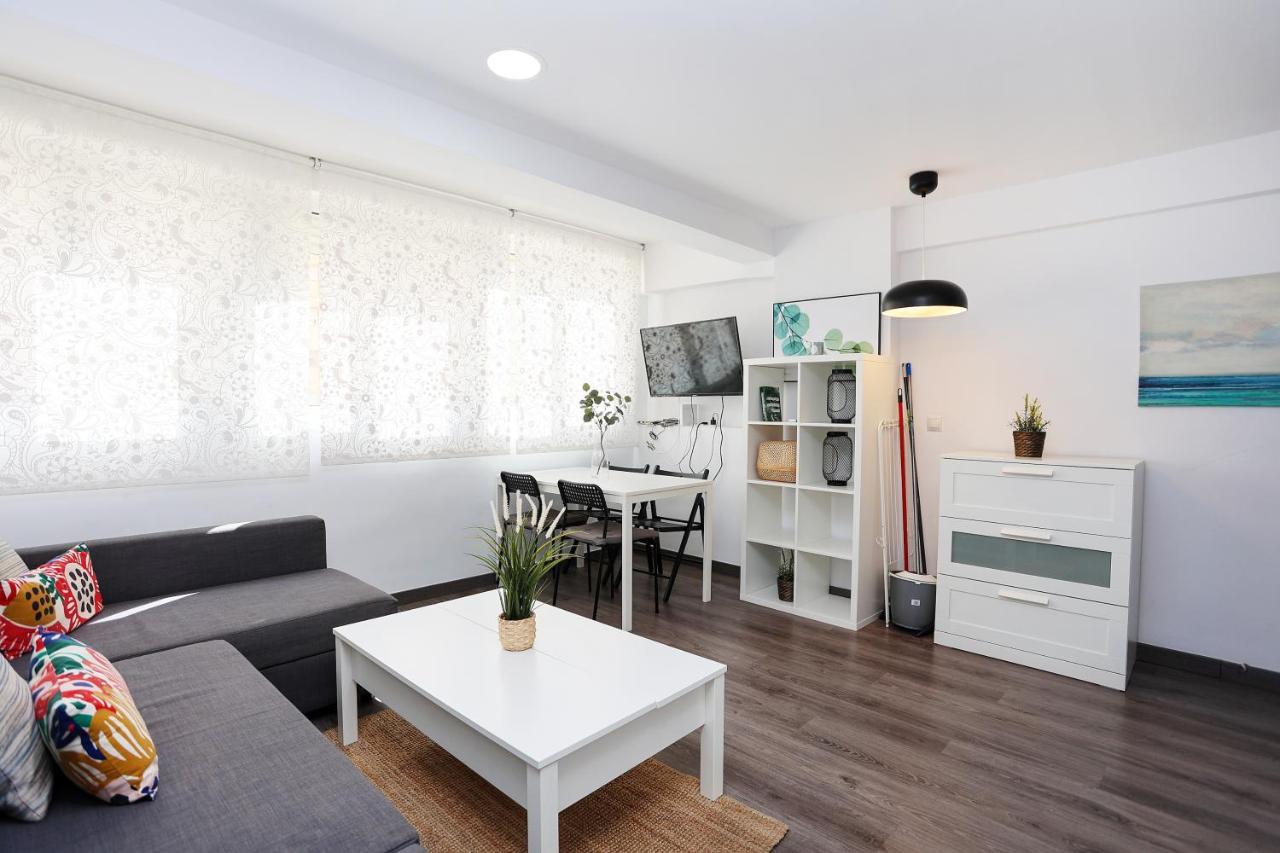 Holidays2malaga Goya - Zona Huelin & 500 Mts De La Playa Appartement