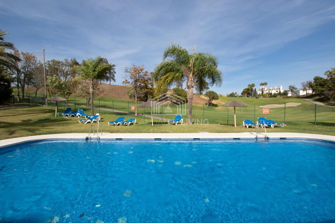 Frontline Golf In Riviera Del Sol With Interior And Exterior Pools And Tennis Court! *