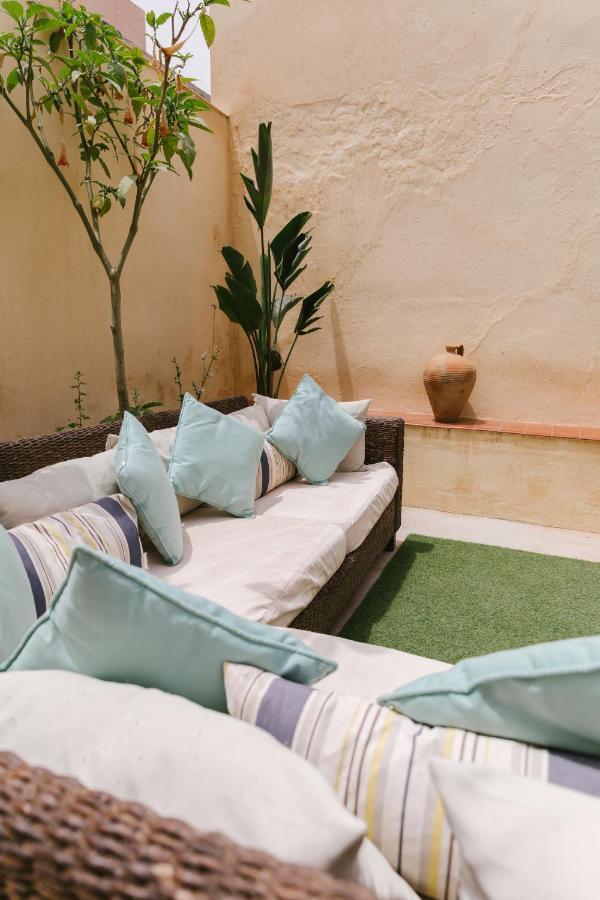 Ambb-private Patio-steps Away From Old Town Apartment