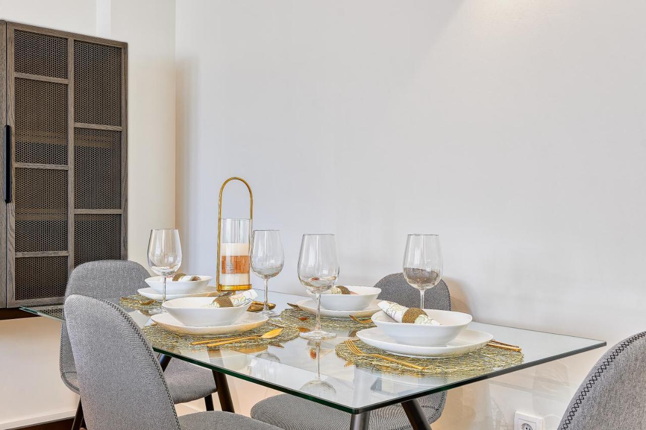 Ab Vialia Estacion Suitemalaga - Parking Apartment *