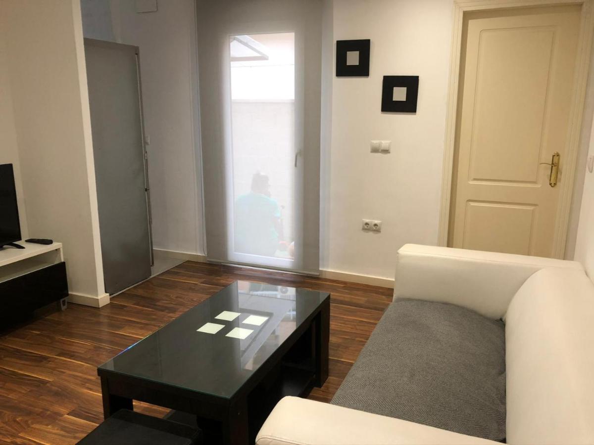 Apartment Precioso Piso Con Patio A 200m De La Playa Málaga