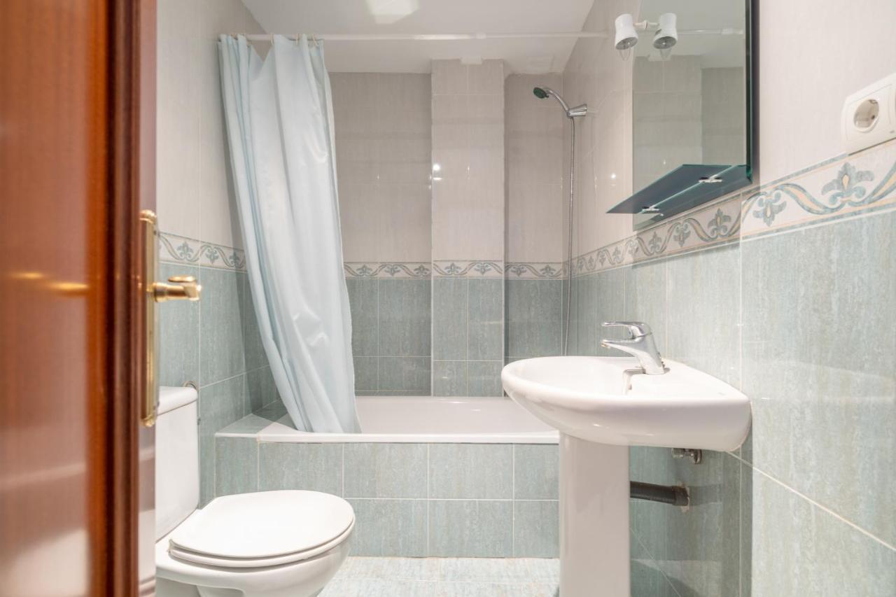 Renthas Pedregalejo Apartment Malaga