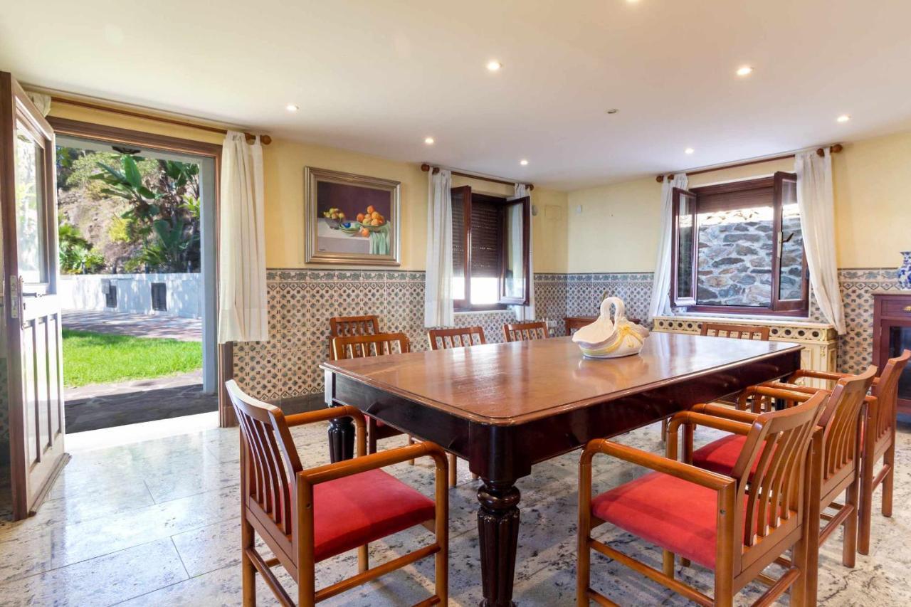 Villa Castle House Luxury Beachfront *