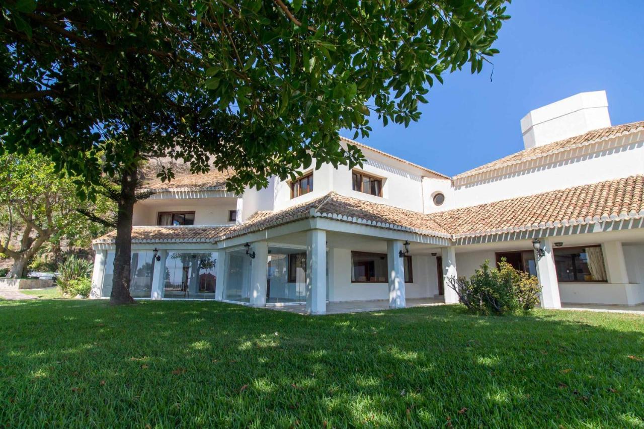 Castle House Luxury Beachfront Villa Málaga
