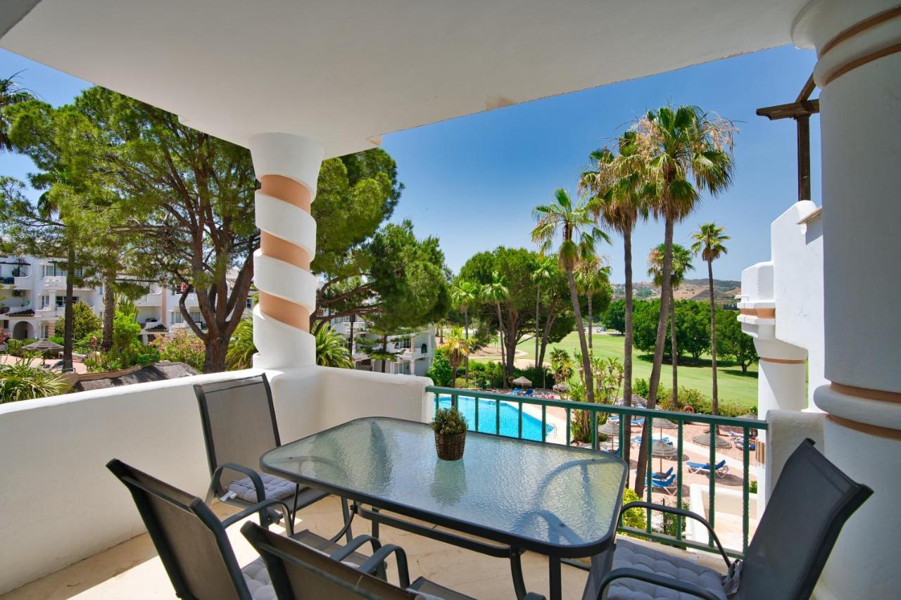 Beautiful 2 Bed With Pool And Golf Views Apartment Malaga