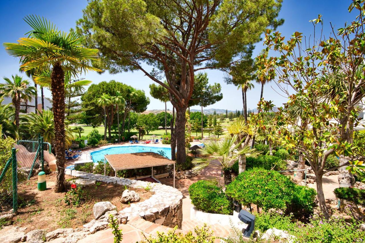 Beautiful 2 Bed With Pool And Golf Views Apartment Malaga