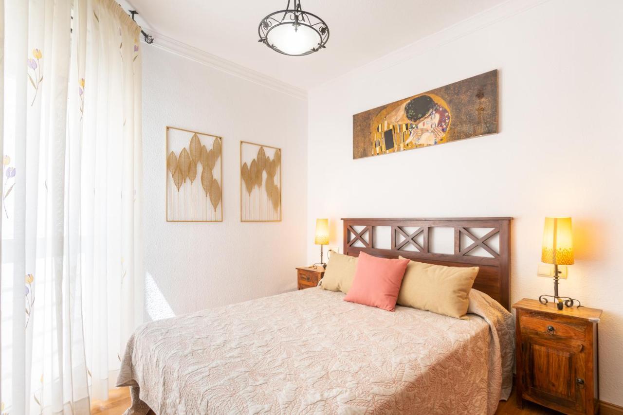 Amplio Universidad By Renthas Apartment *