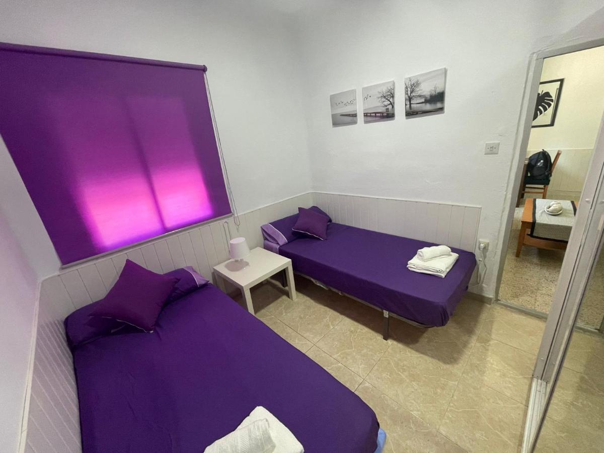 Apartamento Cerca Del Centro-parking En La Puerta Fuerte Apartment *