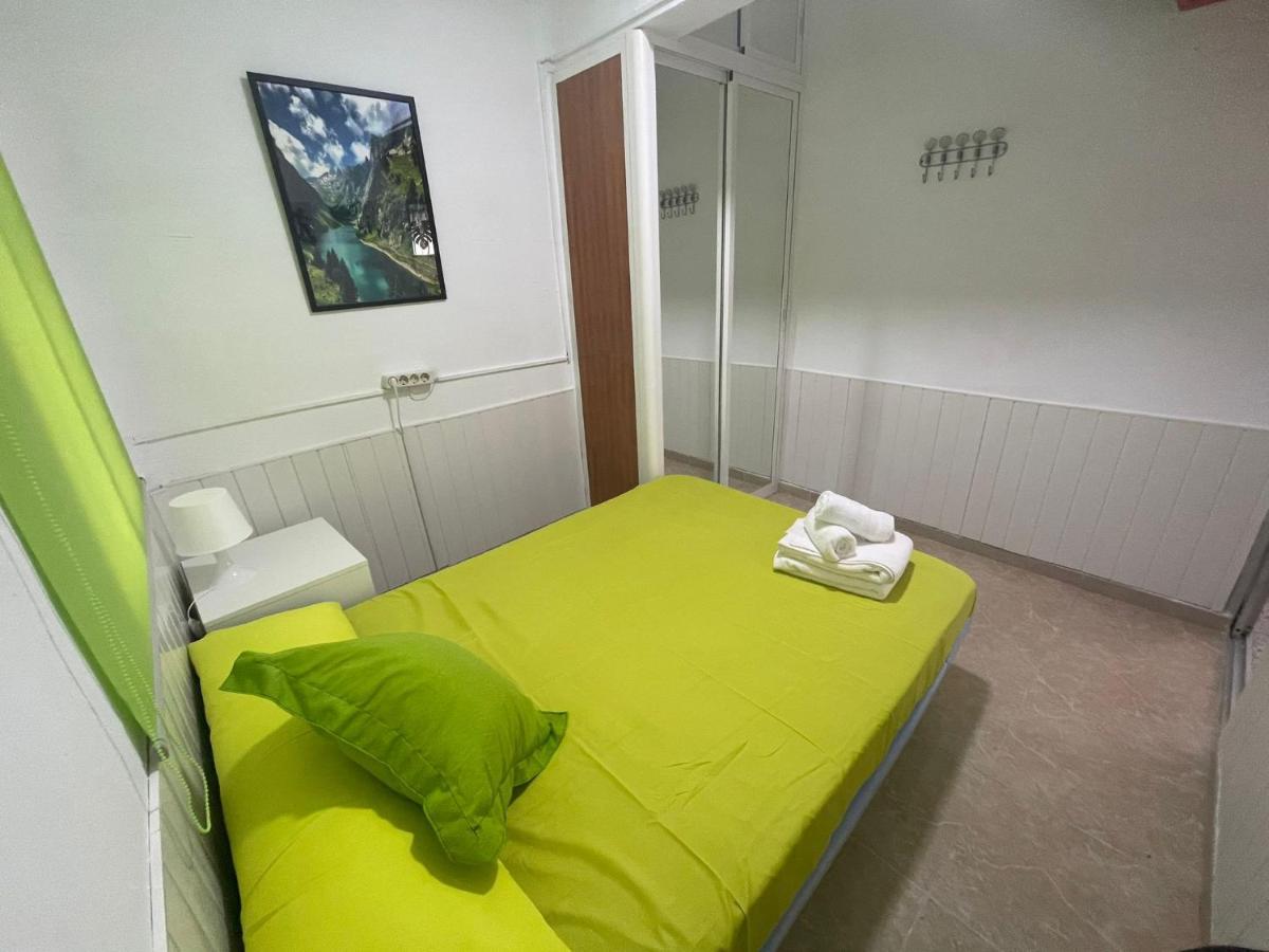Apartamento Cerca Del Centro-parking En La Puerta Fuerte Apartment