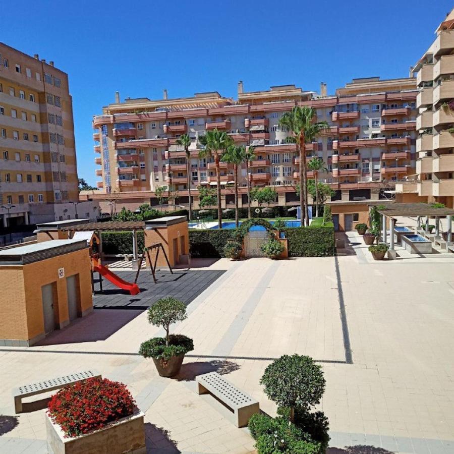 Holidays2malaga Termica With Salt Water Pool 200m From The Beach Apartment