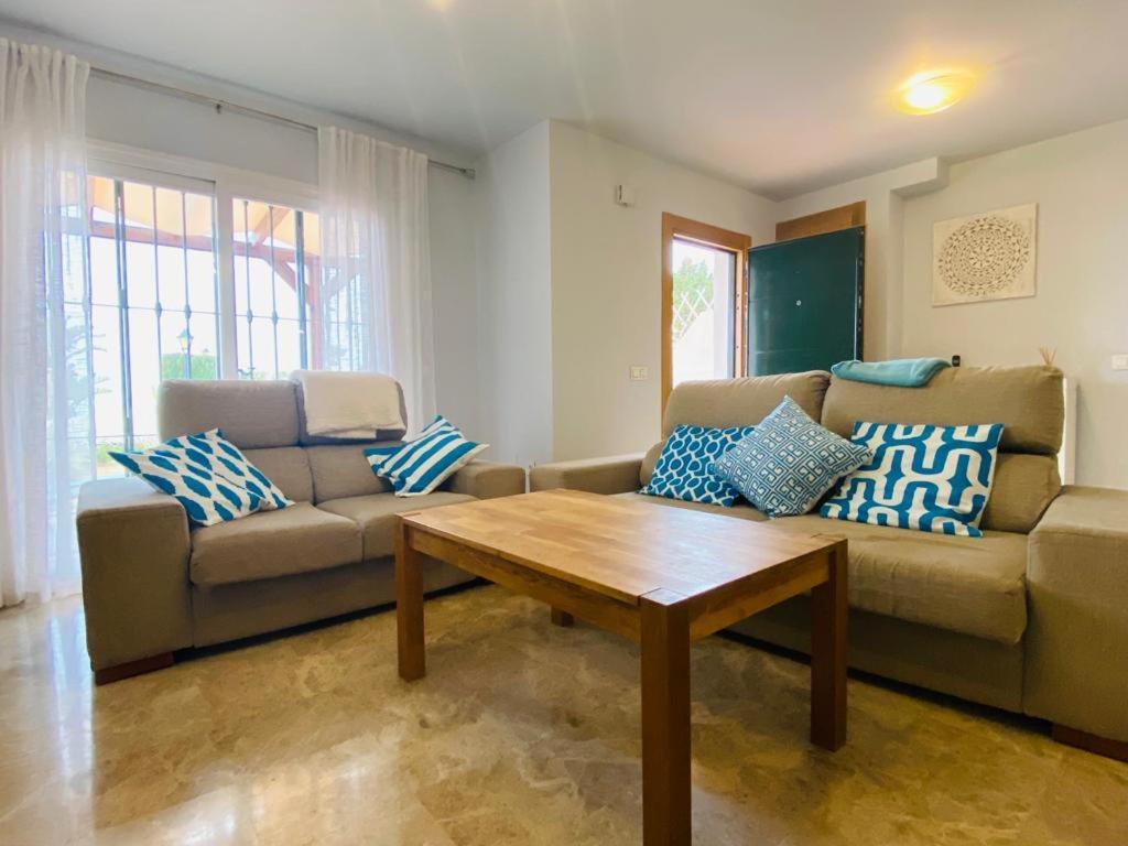 Benaplaya - Fantastica Casa Con Terraza & Piscina, Playa A 200 Metros *