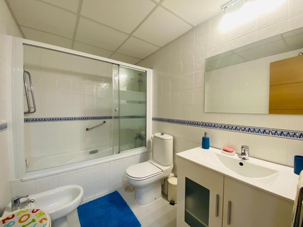Benaplaya - Fantastica Casa Con Terraza & Piscina, Playa A 200 Metros Malaga