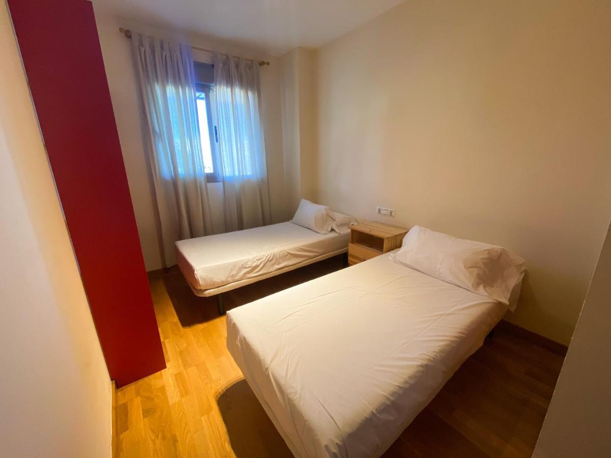 Apartment Holidays2malaga Termica With Salt Water Pool 200m From The Beach Málaga