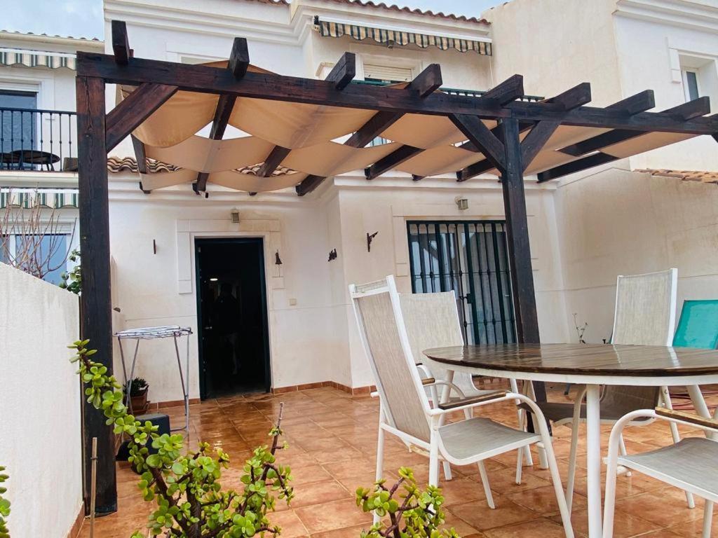 Benaplaya - Fantastica Casa Con Terraza & Piscina, Playa A 200 Metros * Malaga
