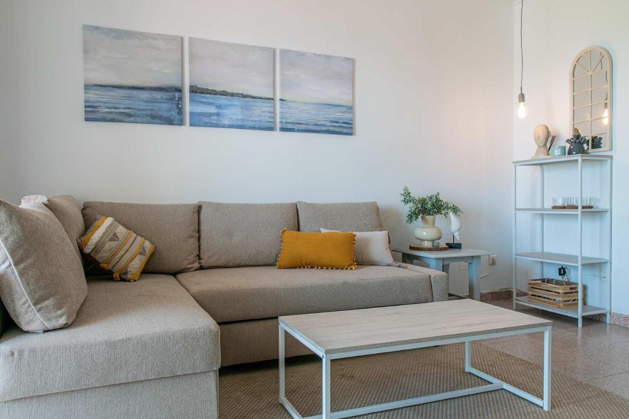 Apartment Apartamento Buganvillas Primera Linea De Playa Malaga