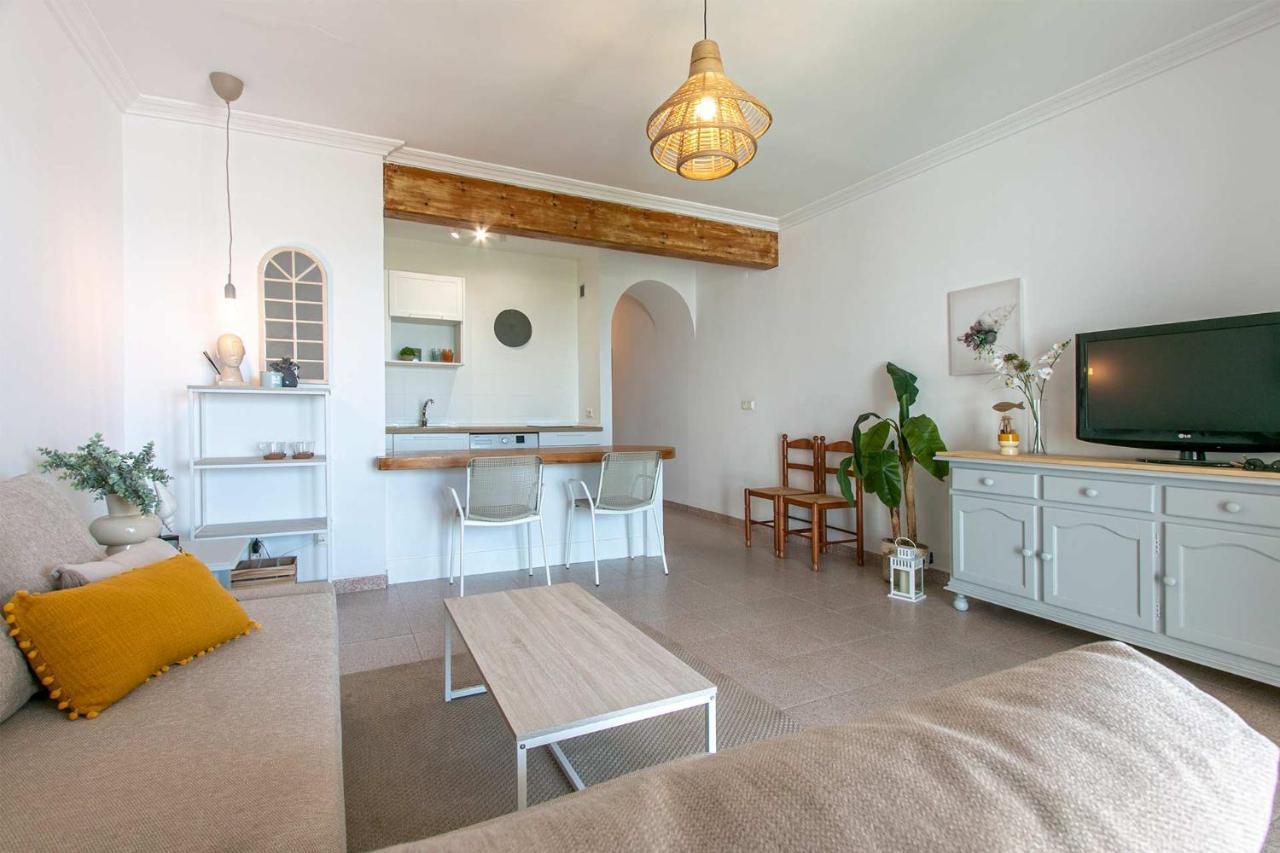 Apartment Apartamento Buganvillas Primera Linea De Playa Malaga