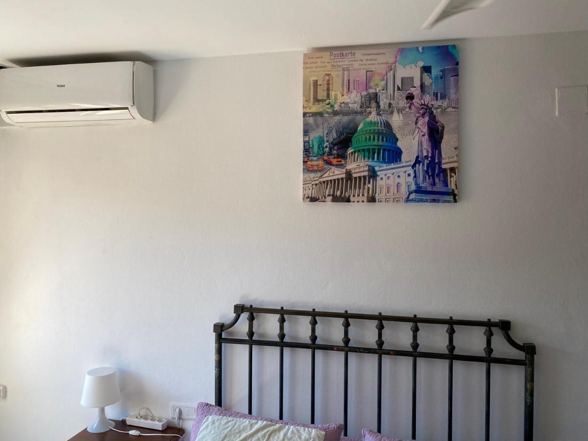 Centro Privada En Compartidos Homestay Malaga