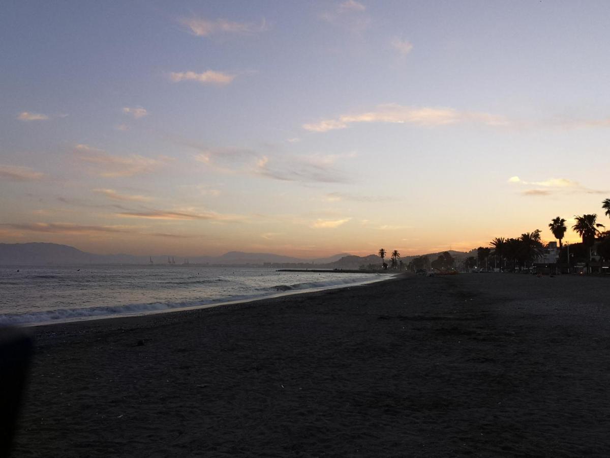 Frente Al Mar El Palo Apartamento *