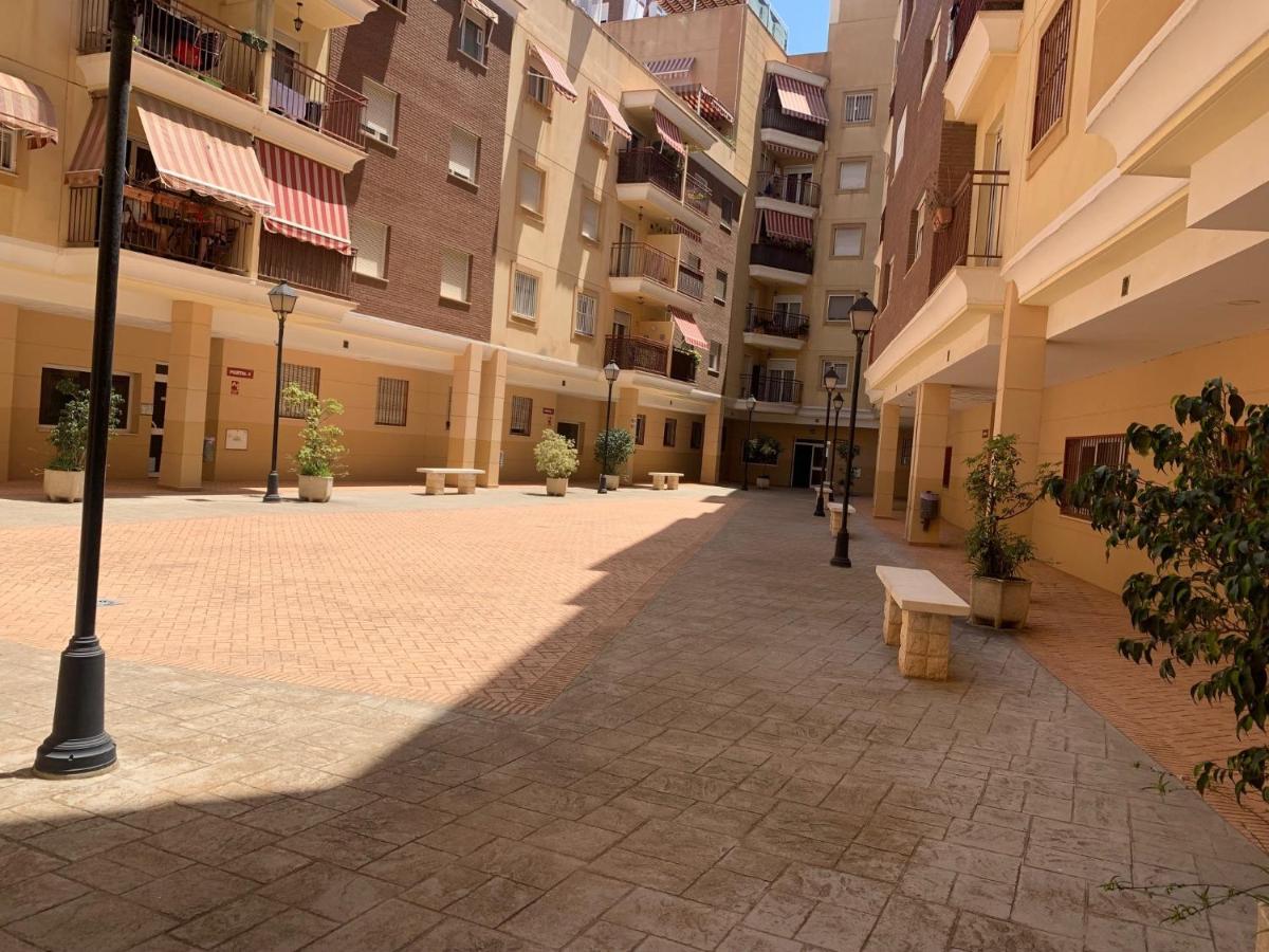 Apartment Piso De 3 Dormitorios Cerca De La Playa Y Del Recinto Ferial