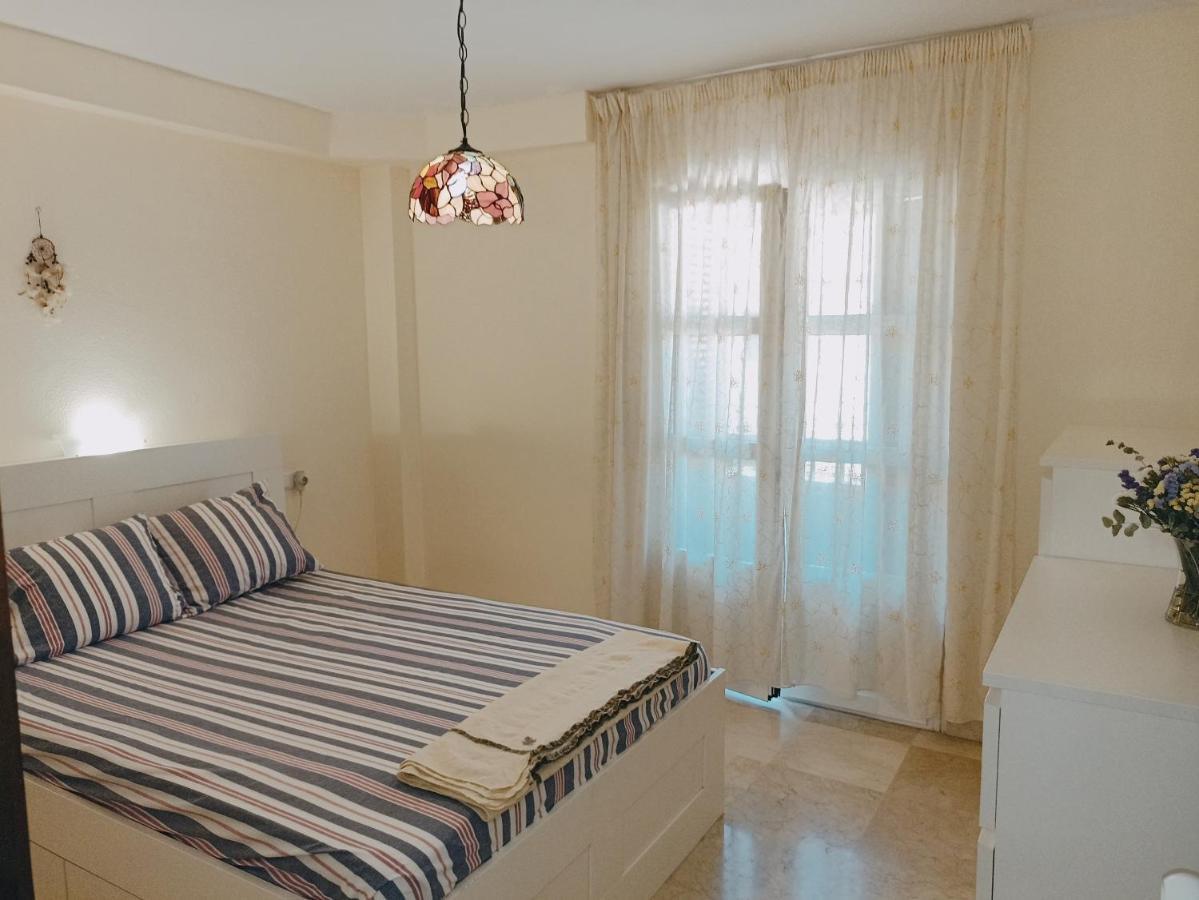 Homestay Confortable Habitacion Centrica En Piso Privado *