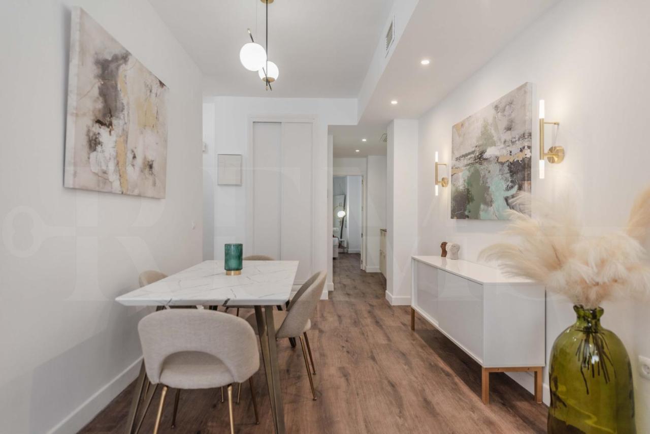 Designed Minimalist - Center By Rems Appartement *