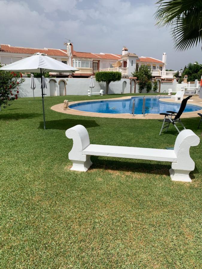 Chalet Adosado, 3 Ferienhaus Málaga