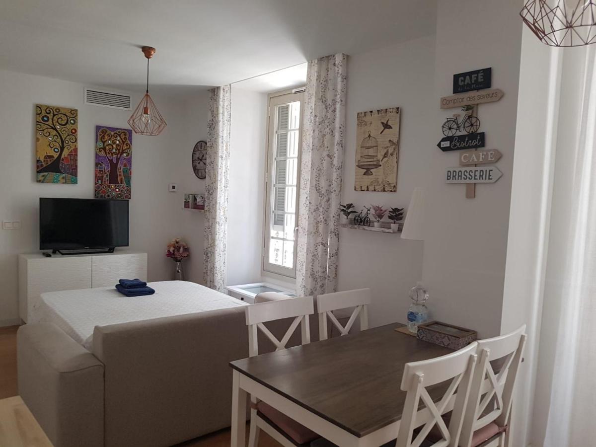 Apartamento Plaza Del Teatro Parking Free Málaga