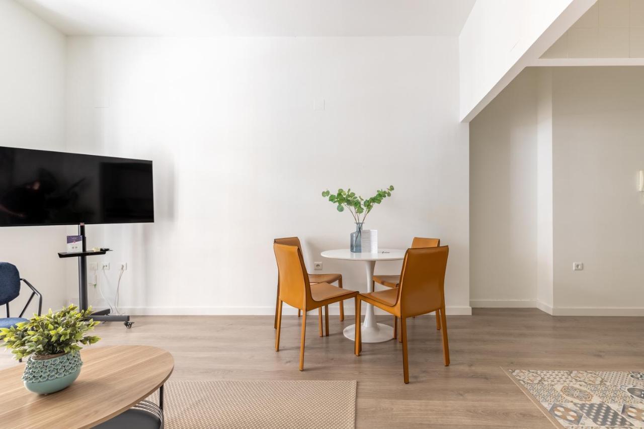 Apartment Thyssen Boutique By Caleta Homes *