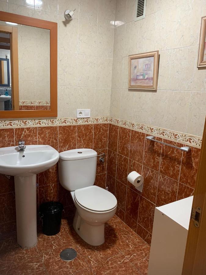 Apartment Piso De 3 Dormitorios Cerca De La Playa Y Del Recinto Ferial *
