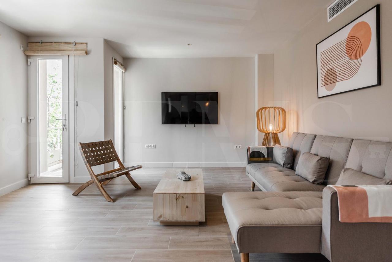 Apartment Idyllic And Spacious With Parking - Center By Rems *