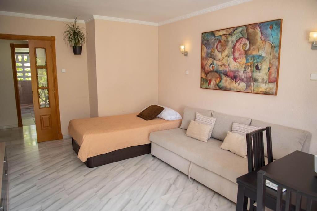 Apartment Piso Con Jardin *