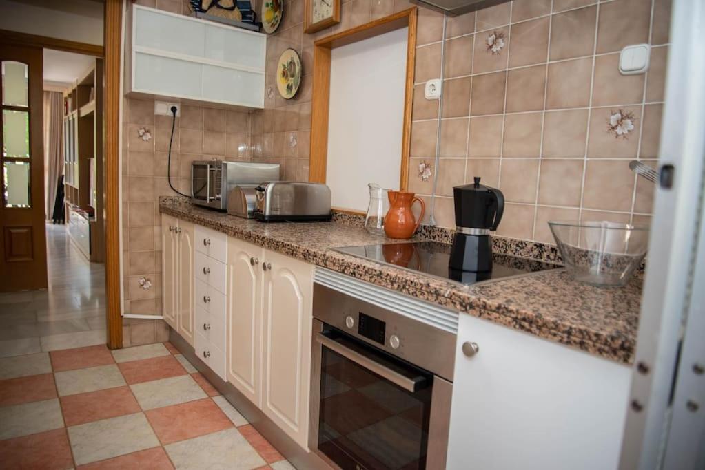 Piso Con Jardin * Malaga