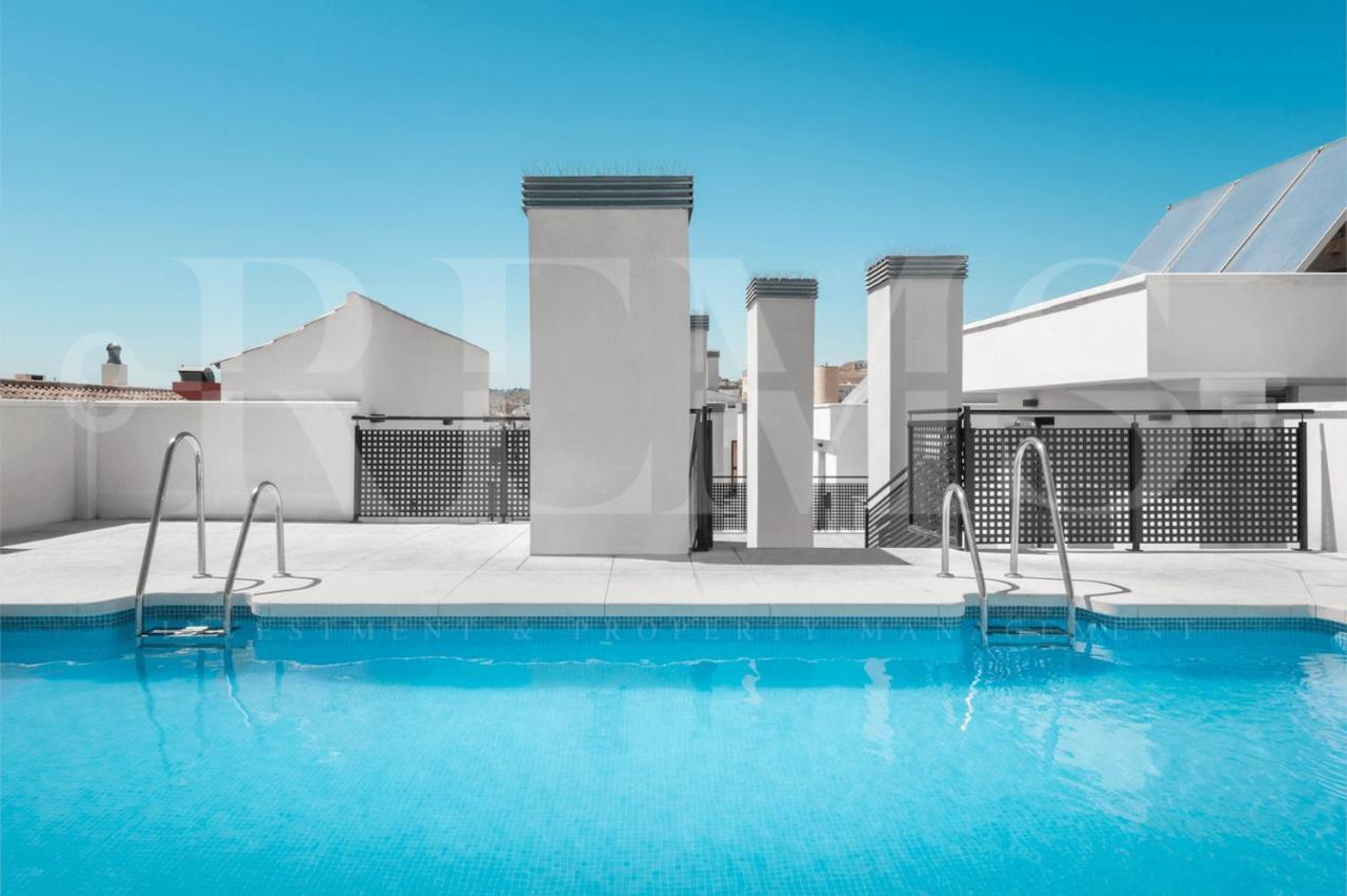 Apartment 3br With Parking And Patio In The Center By Rems