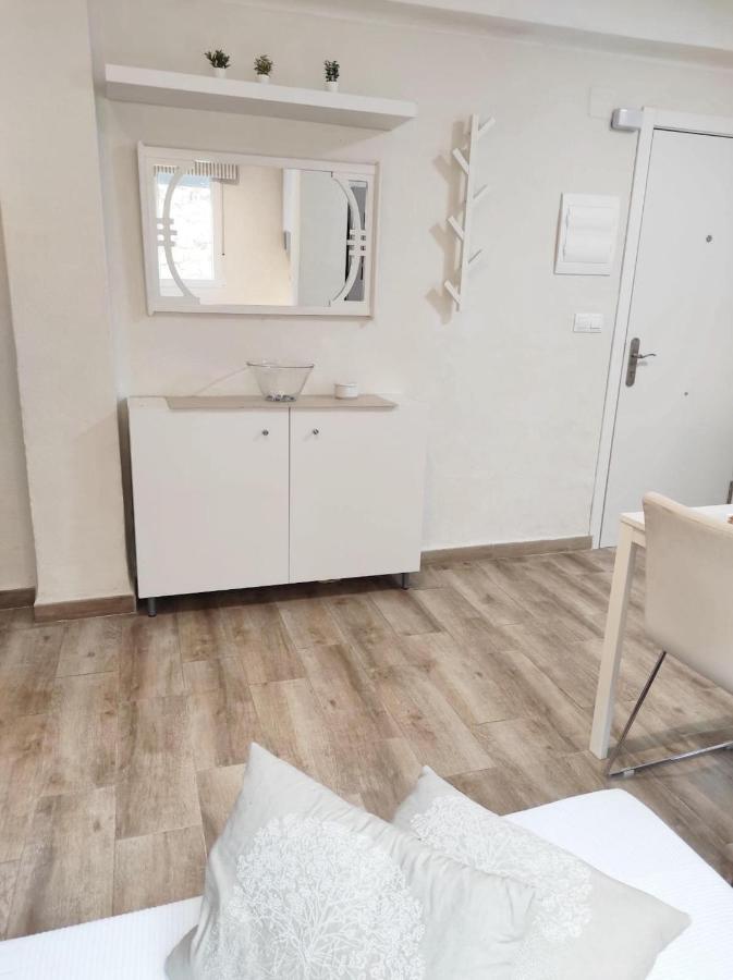 Apartment Holidays2malaga Velarde Cerca Hospital Civil Y Centro