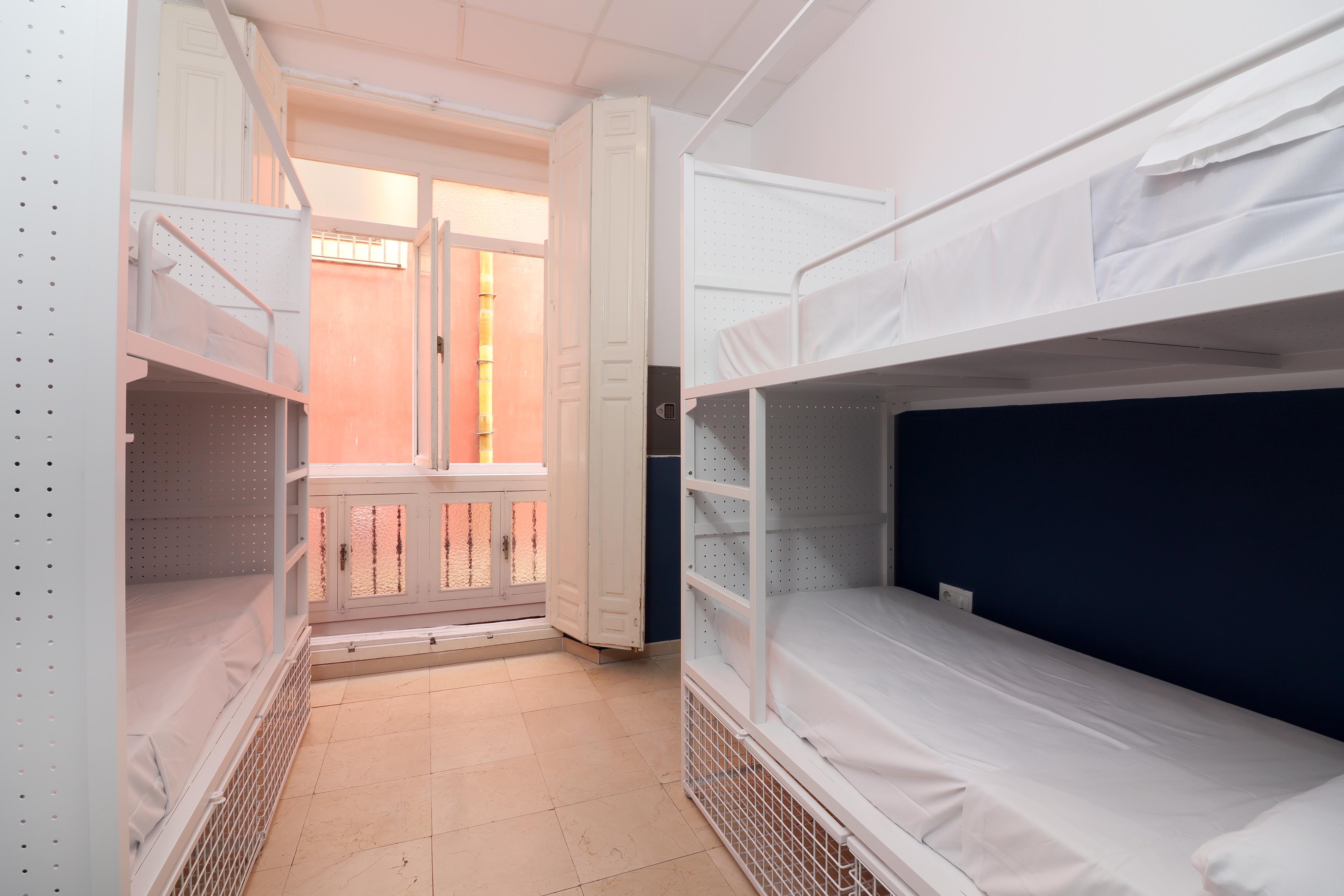 Feel Center Hostel Malaga