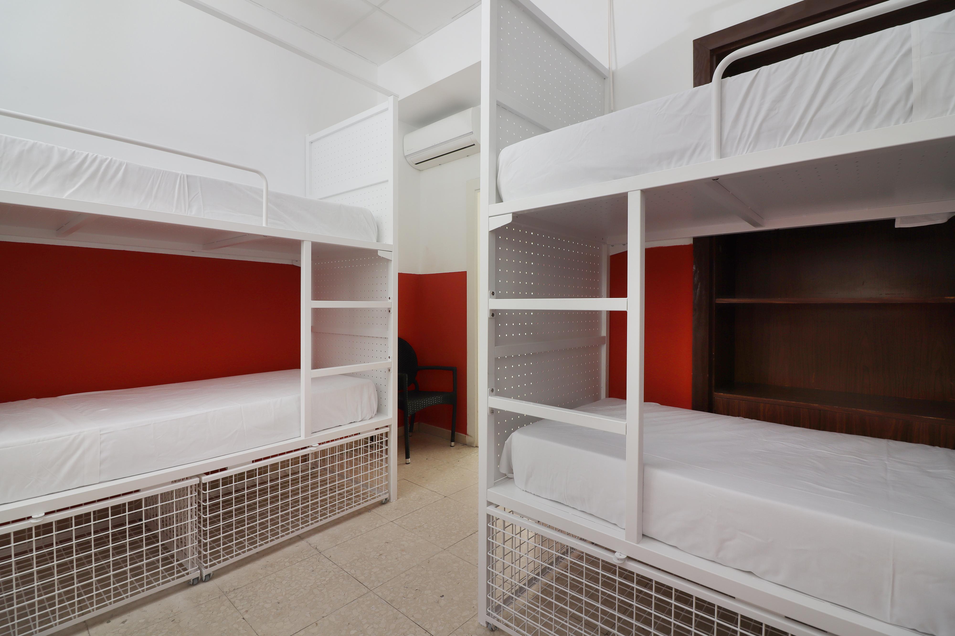Hostel Feel Center