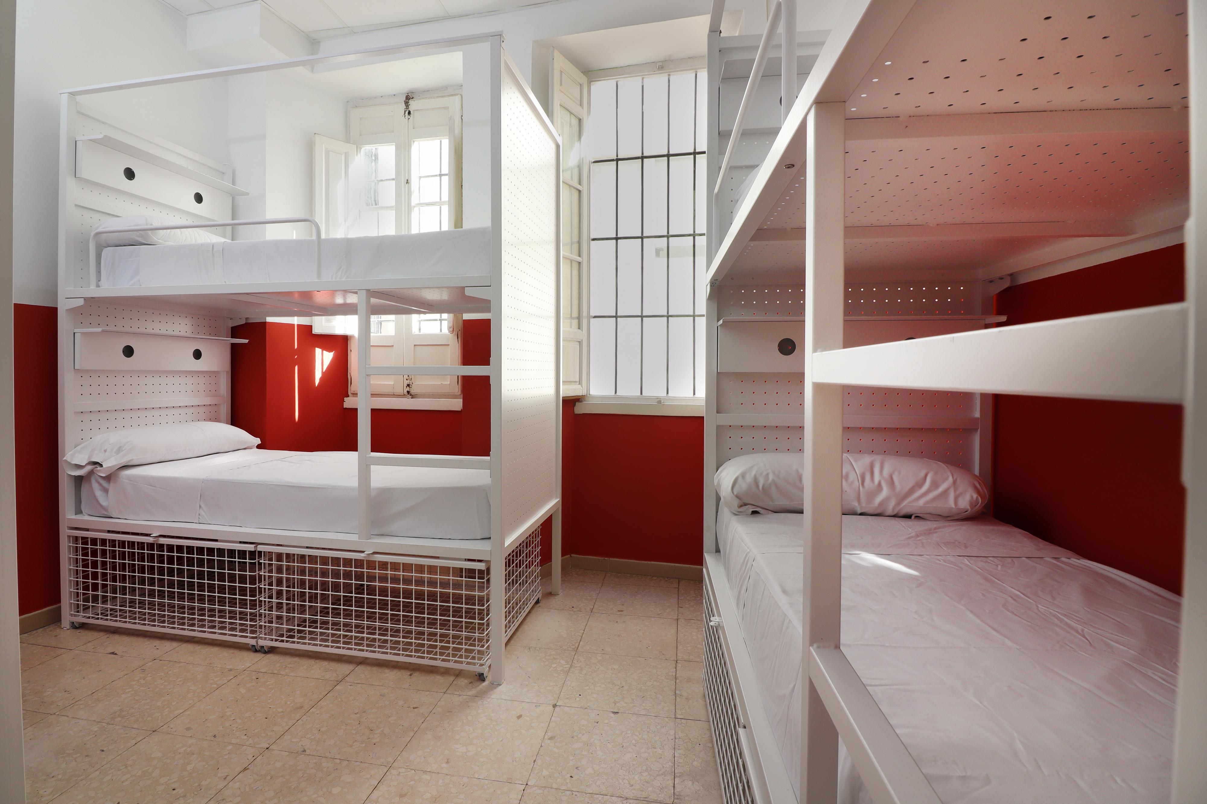 Feel Center Hostel