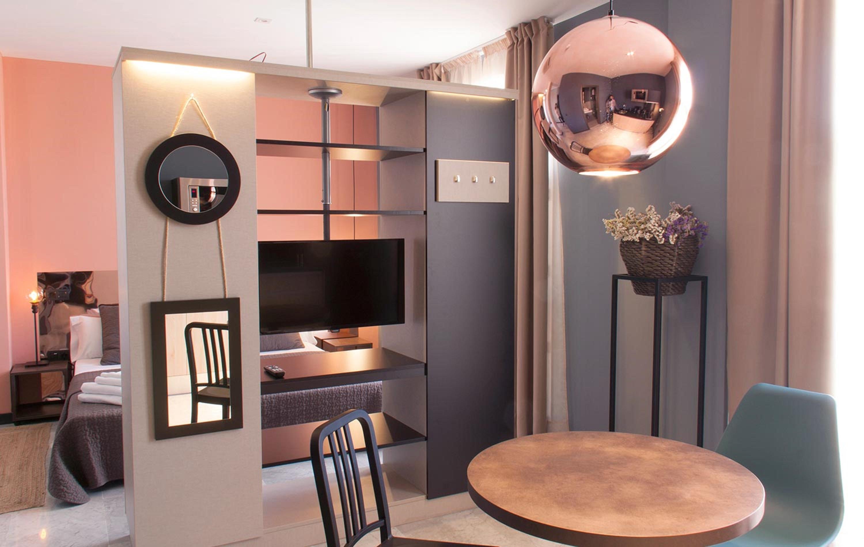 Nono By Charming * Malaga