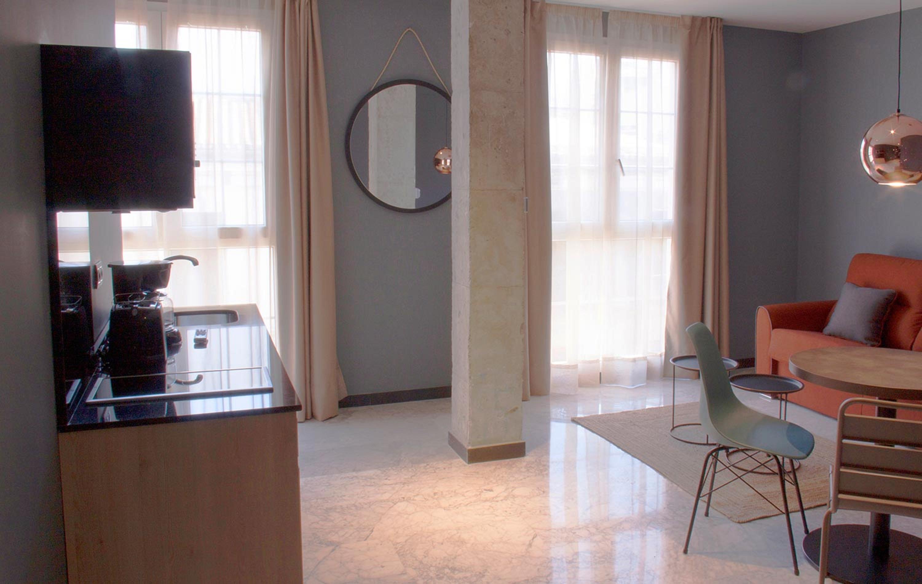 Nono By Charming Malaga