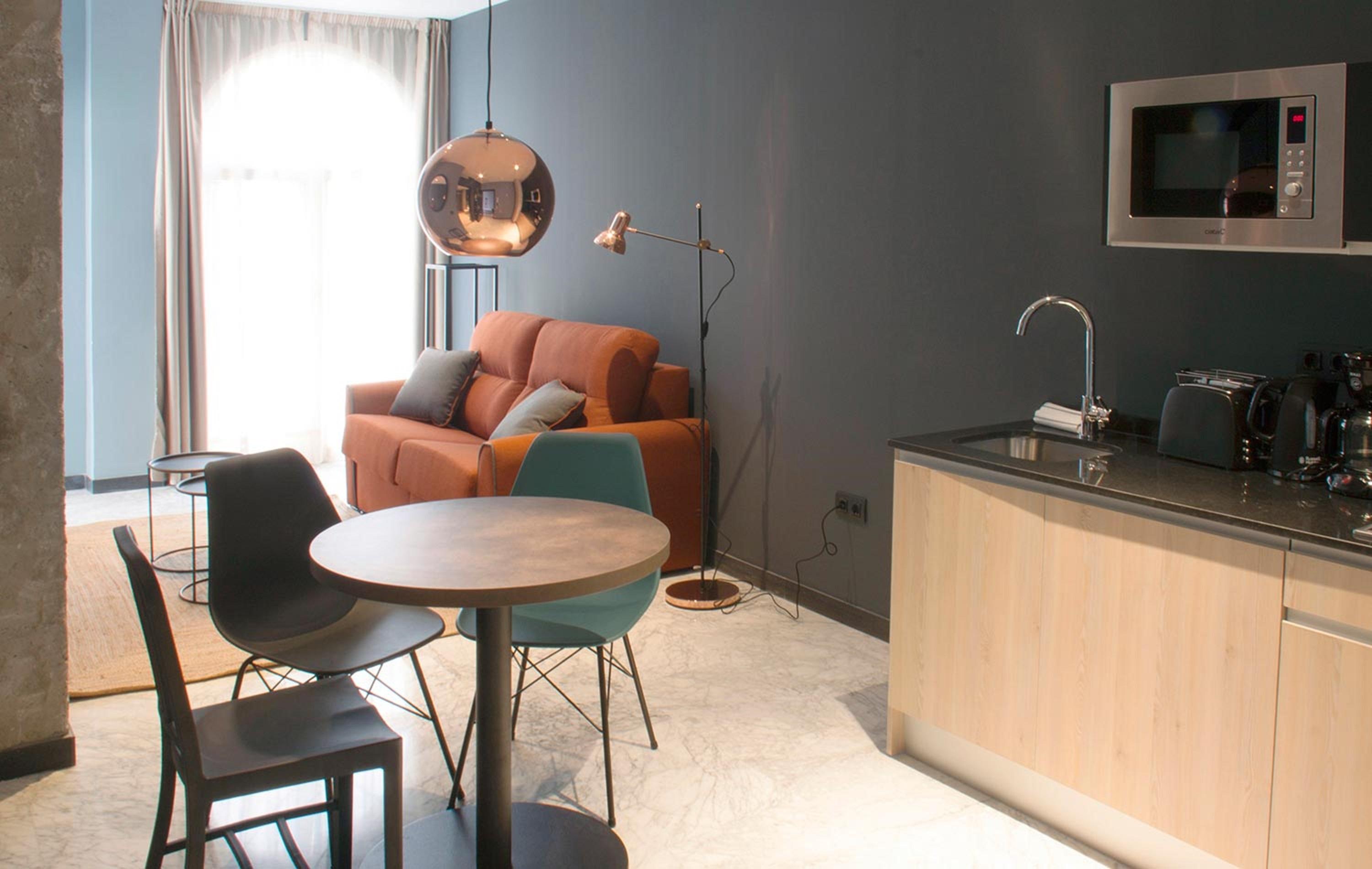 Nono By Charming * Malaga