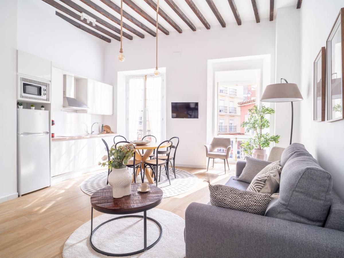 Appartement Sanders Lavender - Delightful Two-bedroom Downtown Málaga
