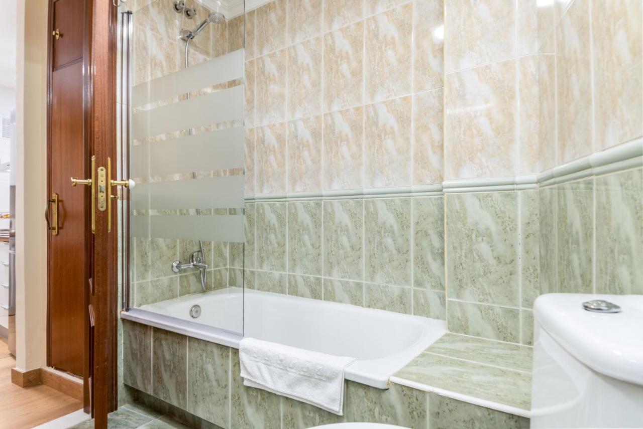 Apartment Holidays2malaga Feijoo Local Close To City Center In A Quiet Area. *