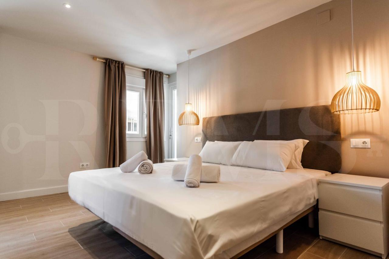 Idyllic And Spacious With Parking - Center By Rems *