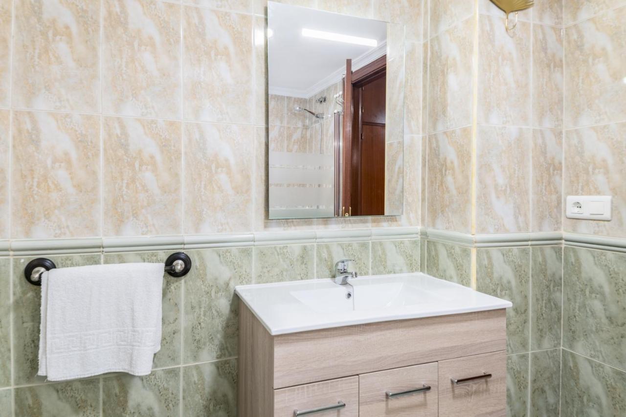 Holidays2malaga Feijoo Local Close To City Center In A Quiet Area. Malaga