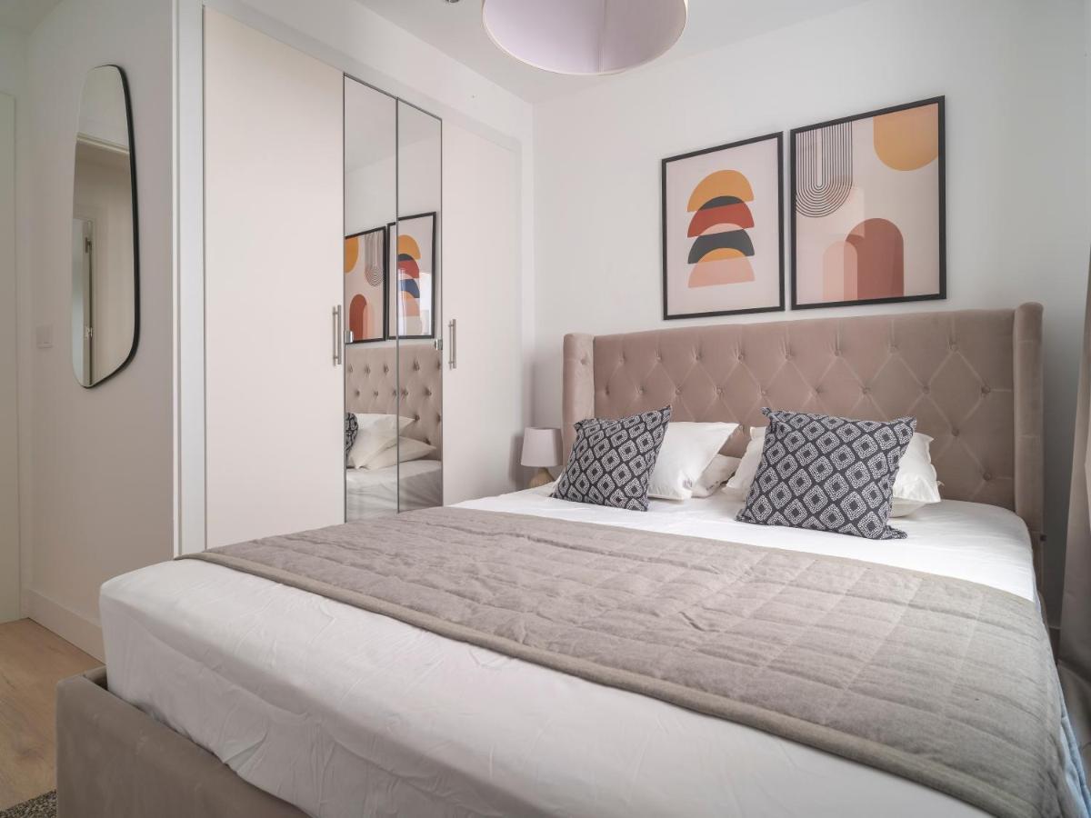 Apartment Sanders San Patricio - Dreamy Two-bedroom Downtown Malaga