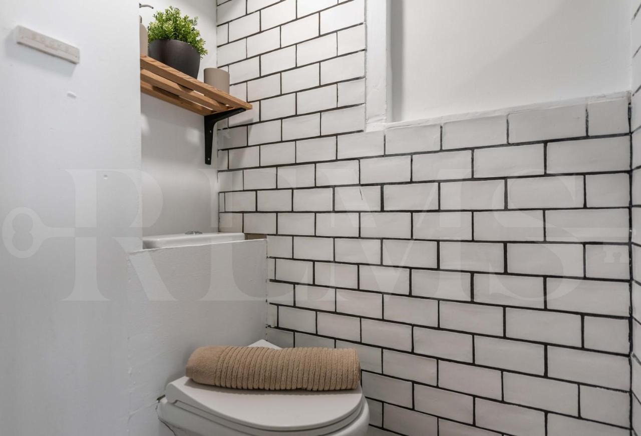 Bright Duplex Loft Next To The Center By Rems Apartamento *